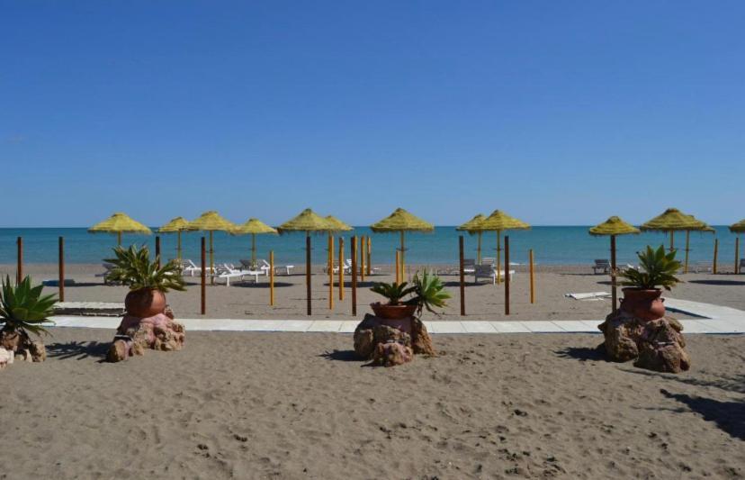 Apartamento En La Carihuela Torremolinos Exterior photo